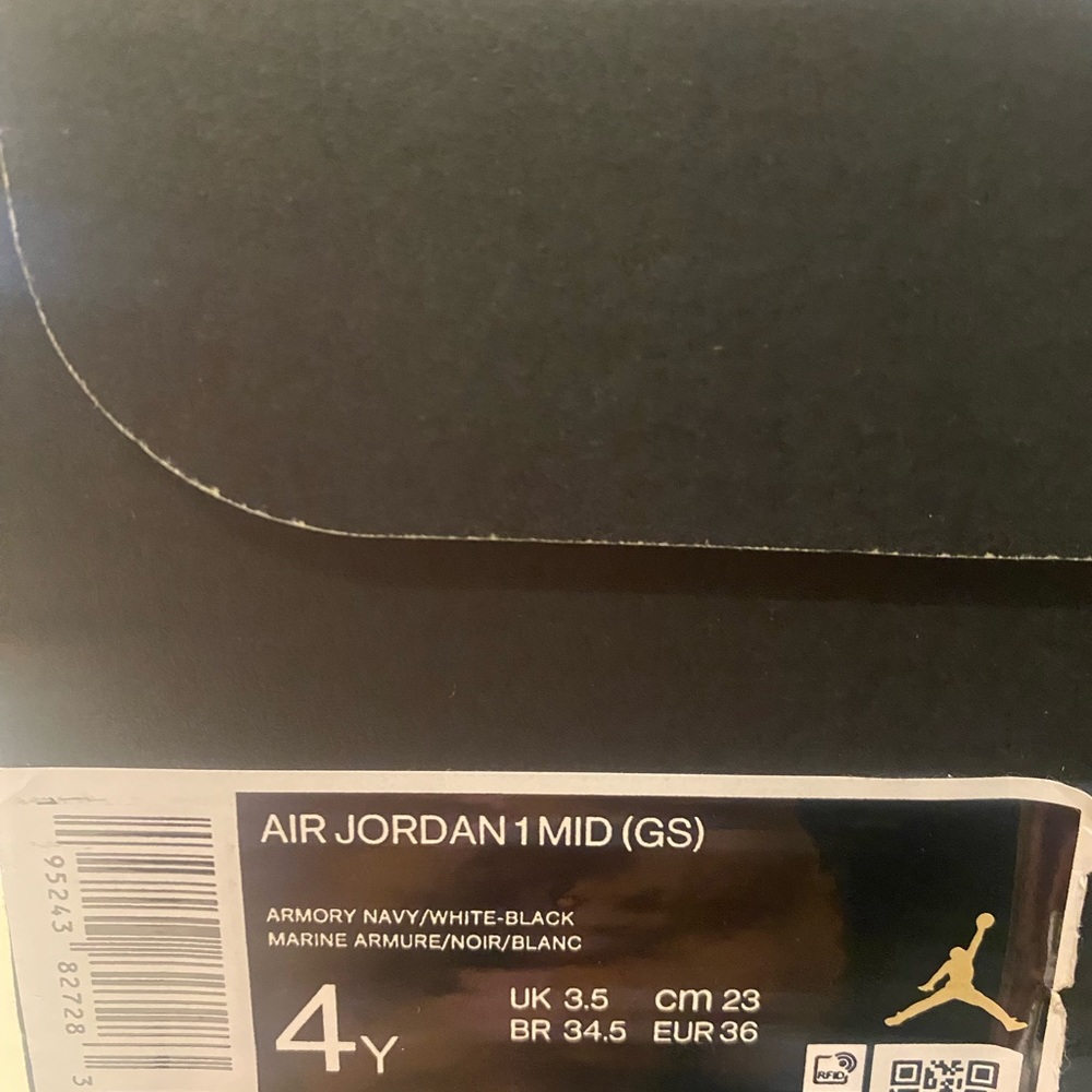 Air Jordan 1 Mid GS 4Y